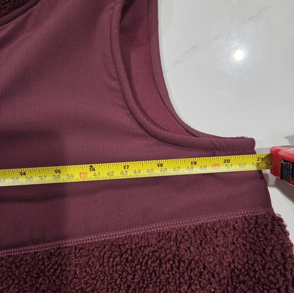 Women's Burgundy Sherpa Vest - Picture 7 of 11